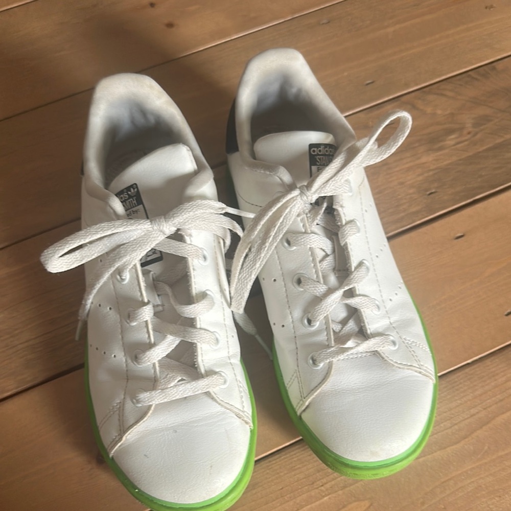 Used kids Adidas Stan Smith size Little kid: 1